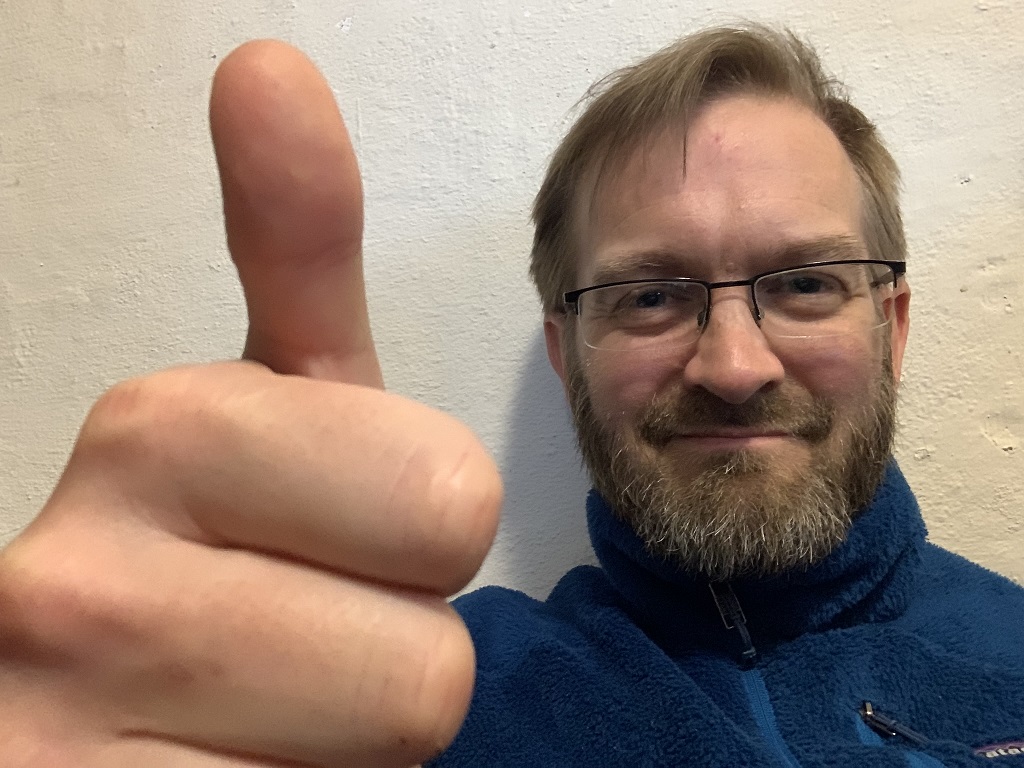 thumbs up